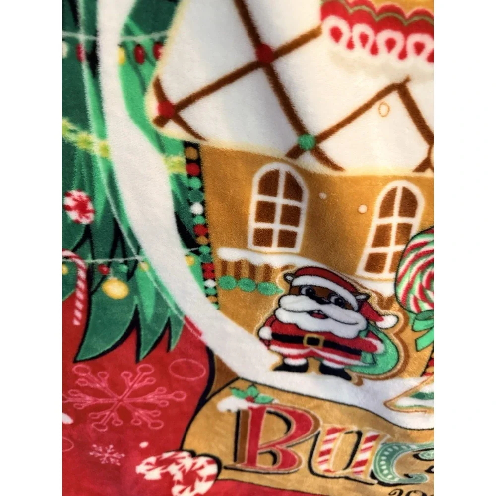 Buc-ee's It's Beginning‎ to Look A Lot Like Buc-we'd Holiday 2023 Blanket